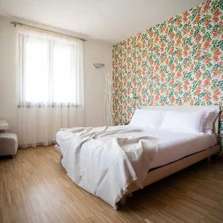 Bed & Breakfast Ai Ronchi 3*