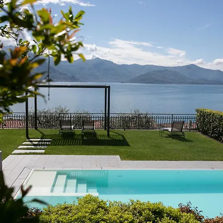 Ai Ronchi Bed and Breakfast 4*